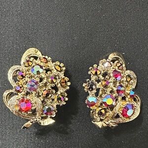 271- Art Arthur Pepper Gold-Tone Multicolor AB Crystal Floral Clip-On Earrings